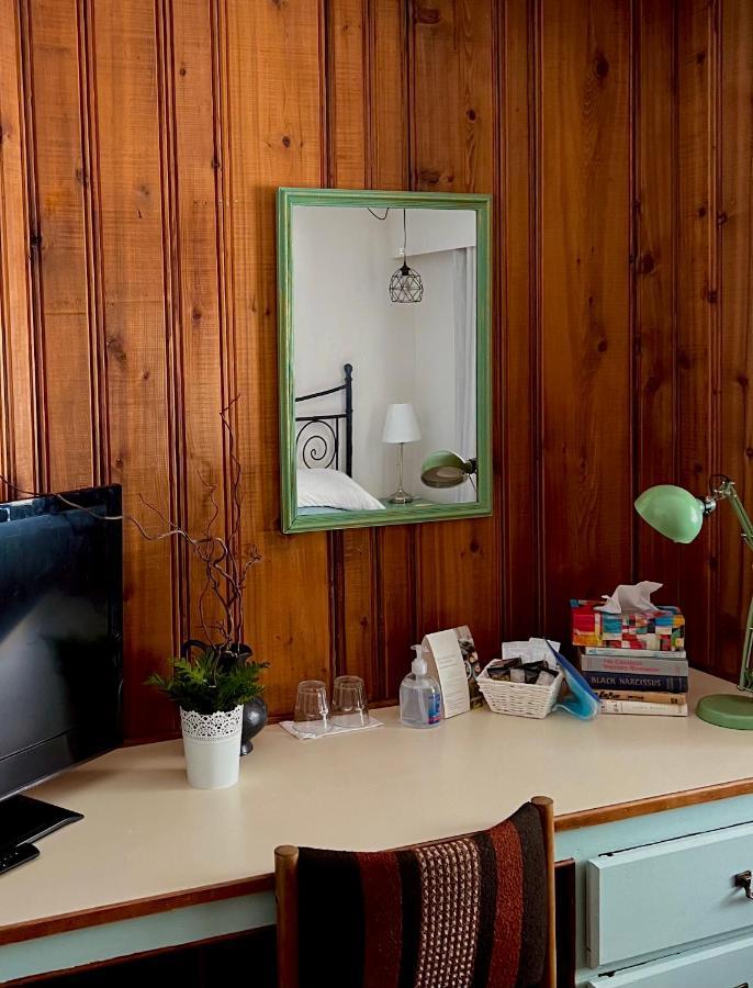 The Messy Owl Inn & Eco Haven Likely Εξωτερικό φωτογραφία